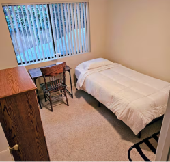 Room in Tierrasanta