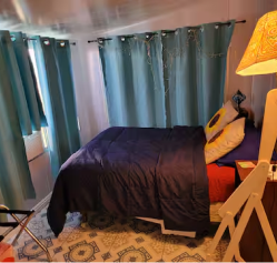 Room in Carson
